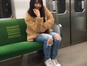 小姐姐上车电车,小姐姐的浪漫上车瞬间